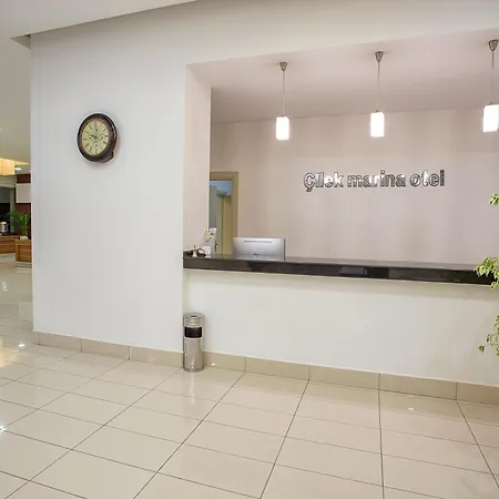 Otel çilek Marina *