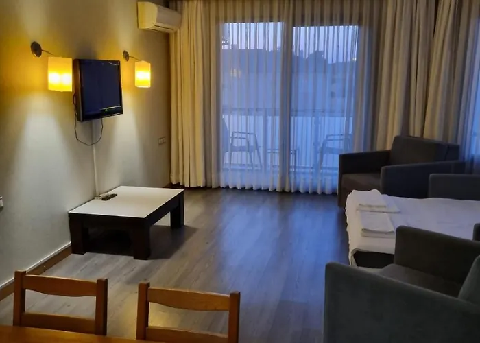 çilek Marina * Çeşme