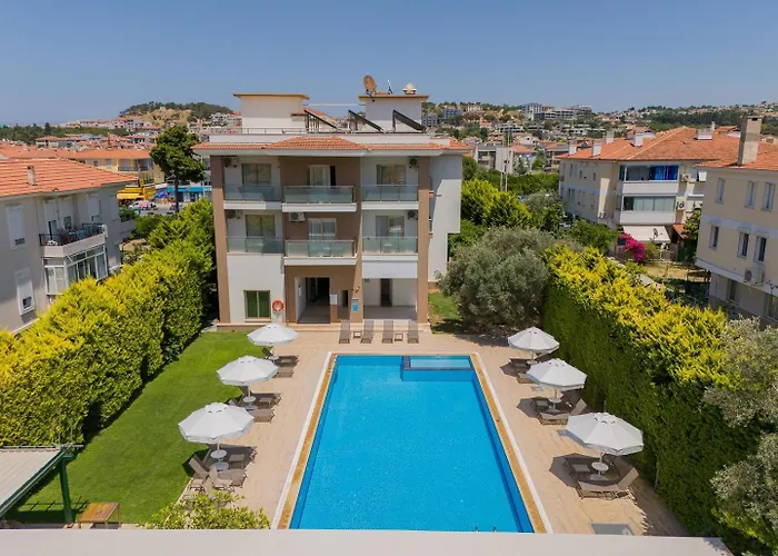 çilek Marina Hotel Çeşme